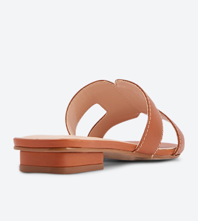 Loupe Tan Sandals