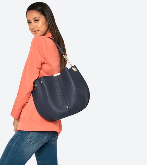 ● THE ALLY ● COLIN Padding Bag (Medium Size) Fam Papery Waxed Cotton Crossbody Bag in Mineral – Ally