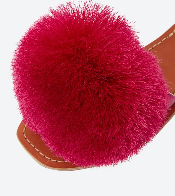 Dune pom pom sliders online