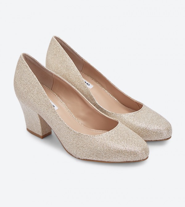 Almond toe pumps cheap