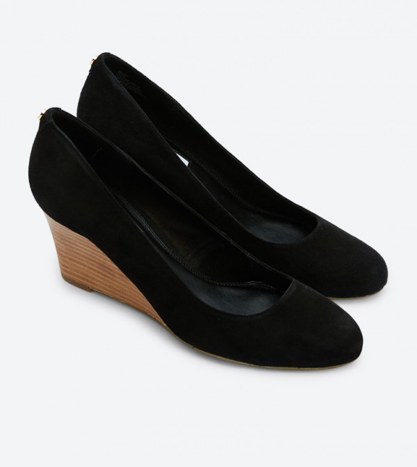 Round discount toe wedge