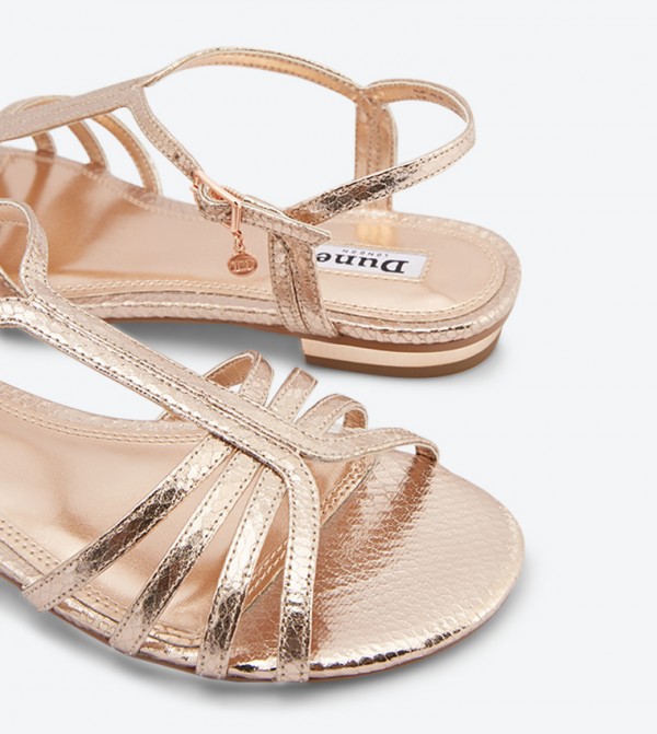 Nurture sandals top